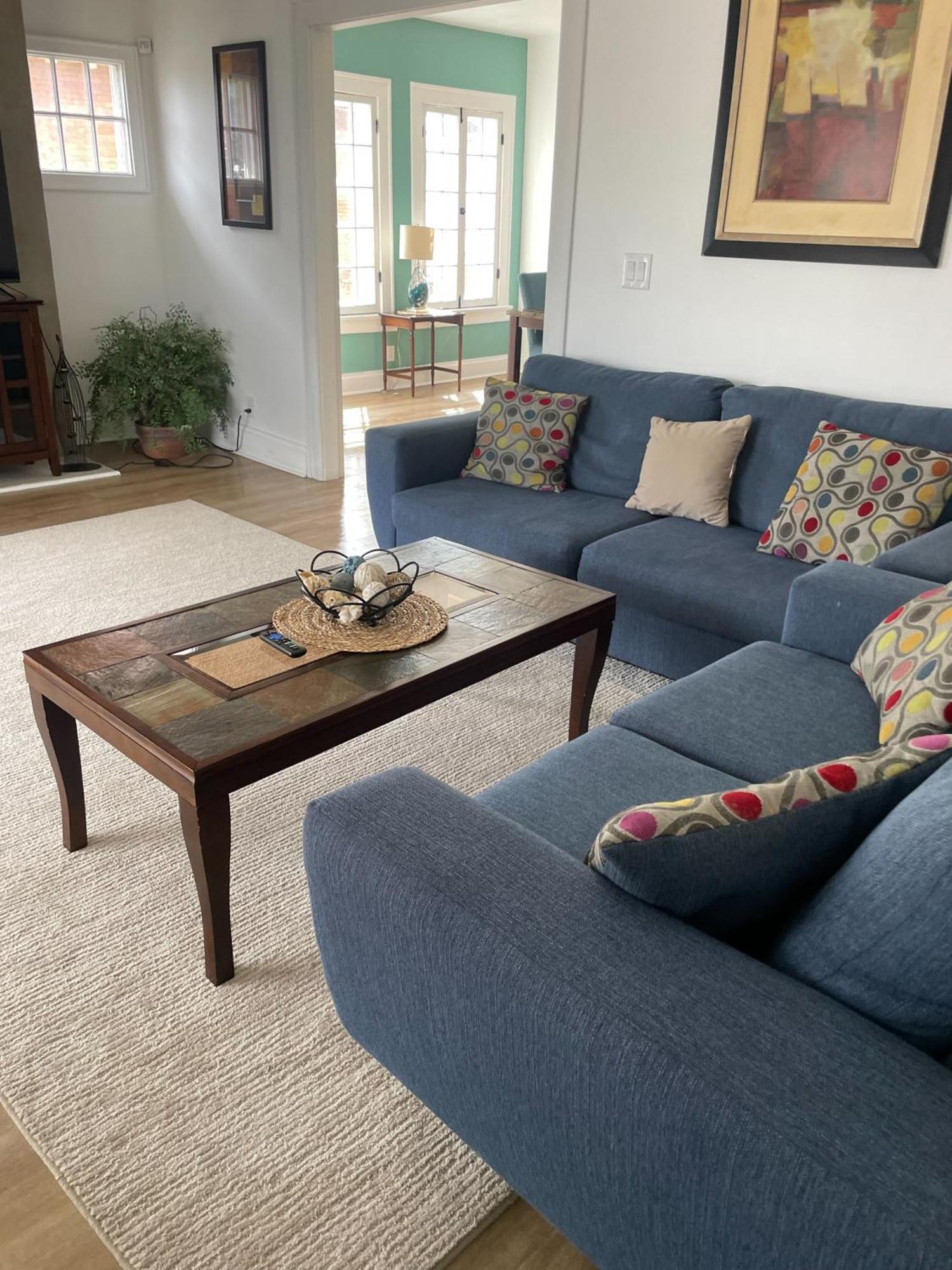 Downtown Retreat - 2br Oasis Apartment Columbus