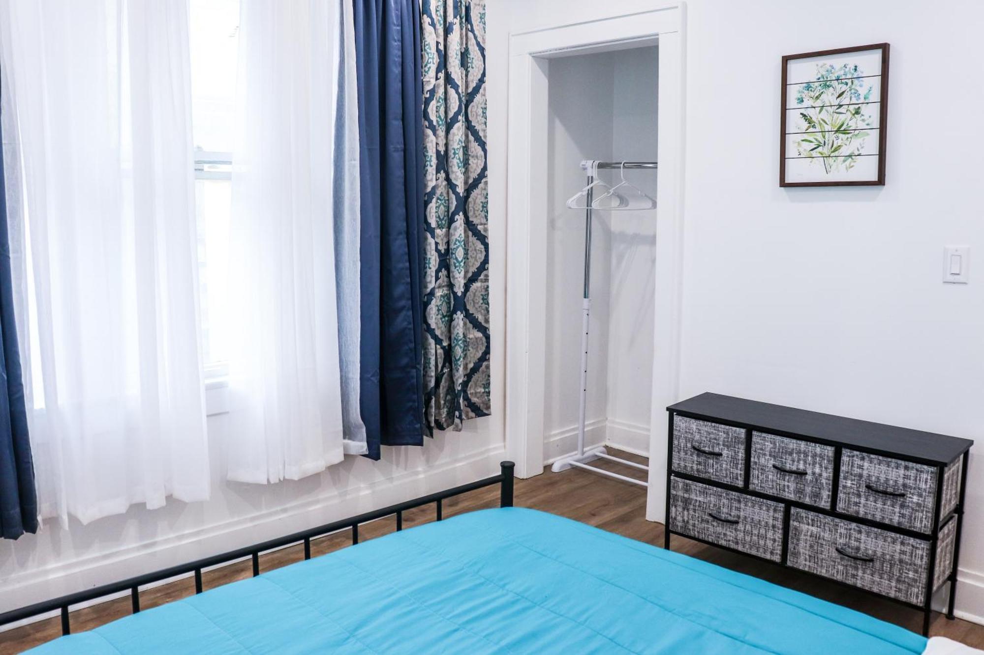 Apartment Downtown Retreat - 2br Oasis